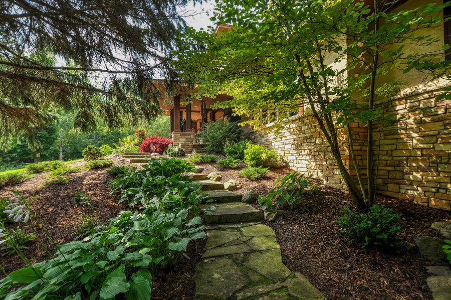 Prairie-Style Residence