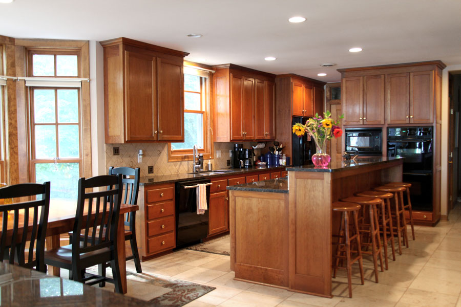 Shingle-Style Cottage