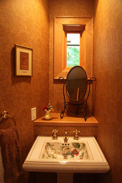 Arts & Crafts Lake Home