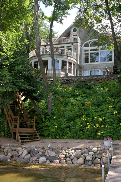 Shingle-Style Cottage