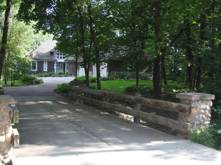 Shingle-Style Cottage