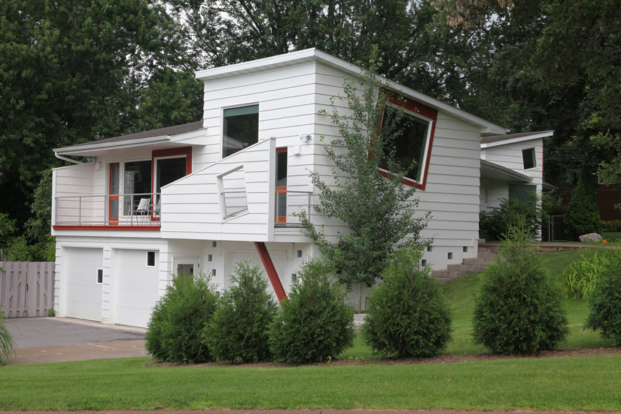 Twisted MidCentury Ranch